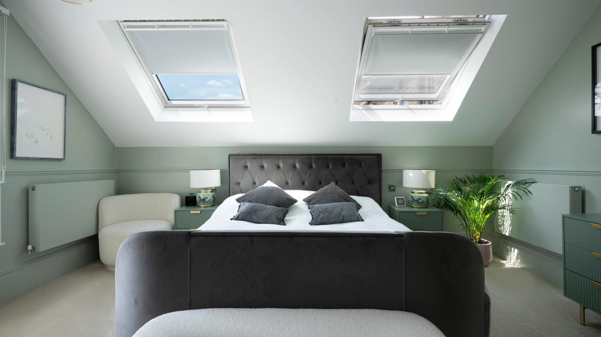 Dream House London With Gym, Cinema And Housekeeper Villa Ealing Exteriör bild